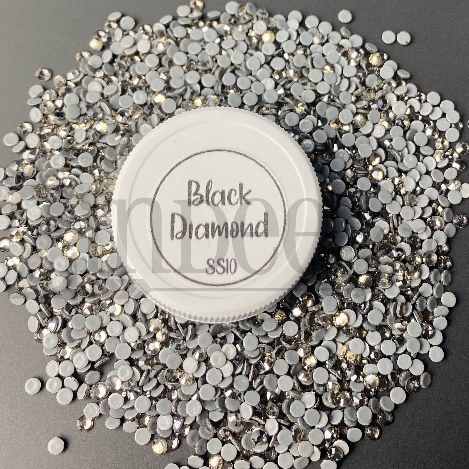 Black diamond Hotfix Rhinestone ss10 (machine cut) 10 Gross –