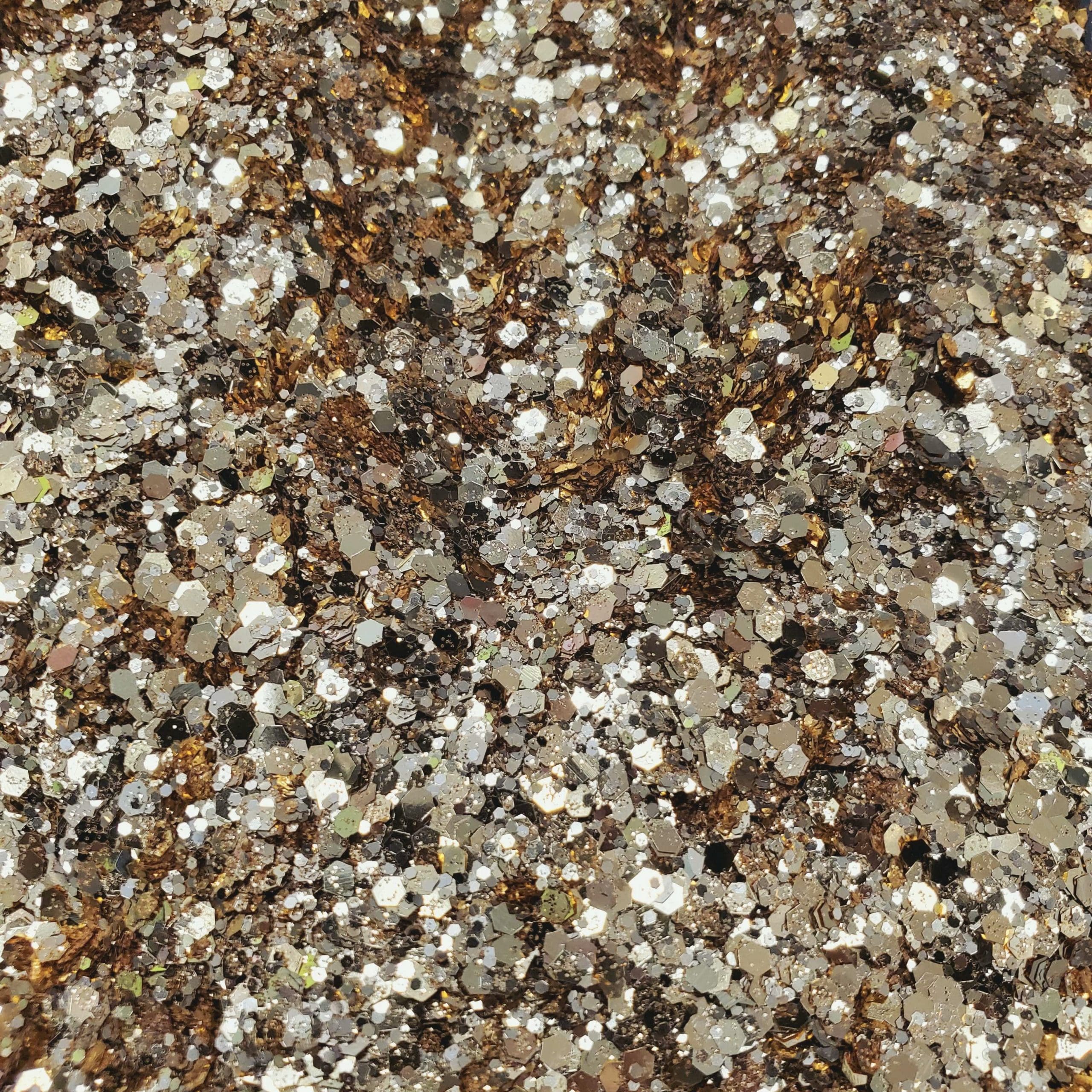 Alternative view of Cheers! Chunky Polyester Glitter
