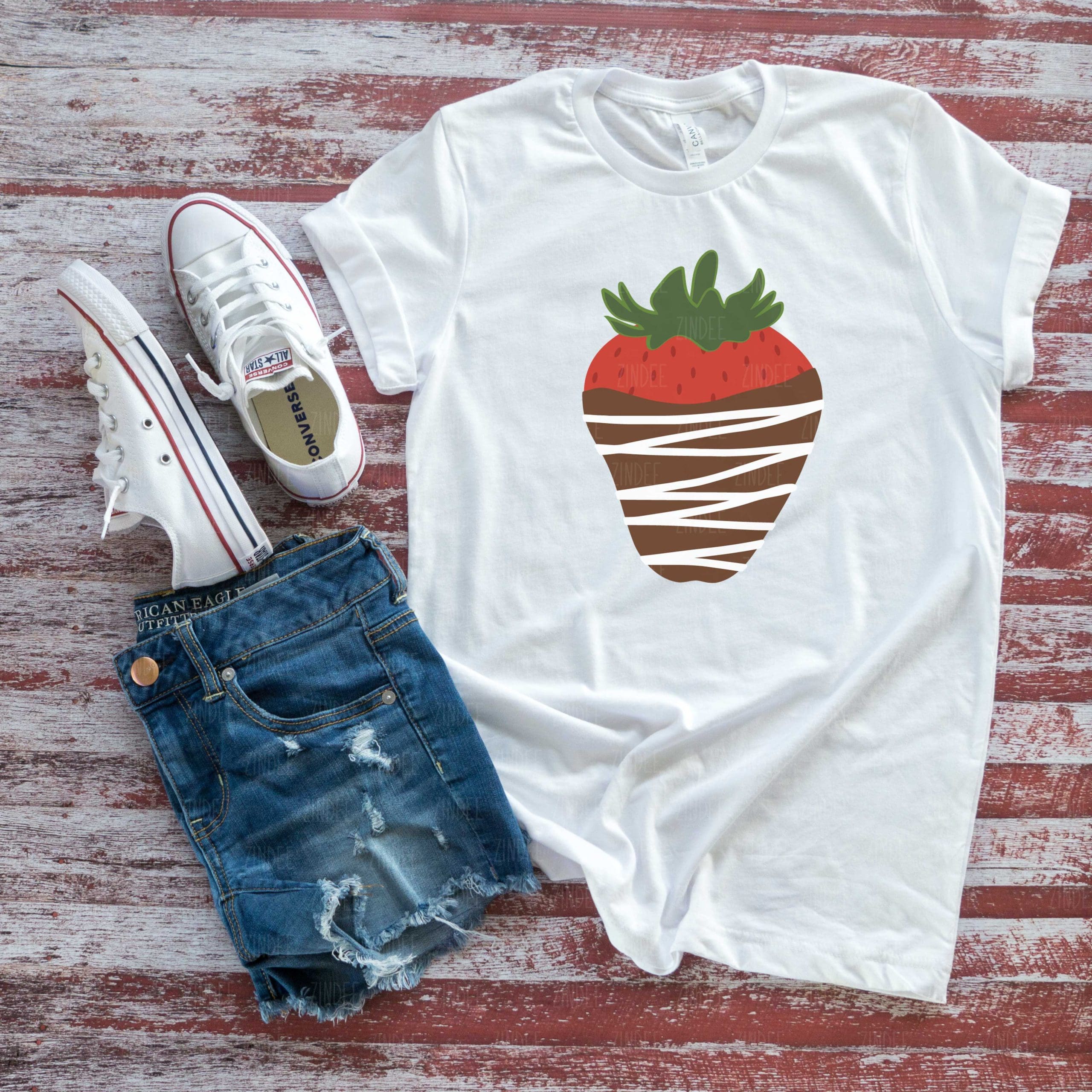 Chocolate Covered Strawberry (HTV ready to press)