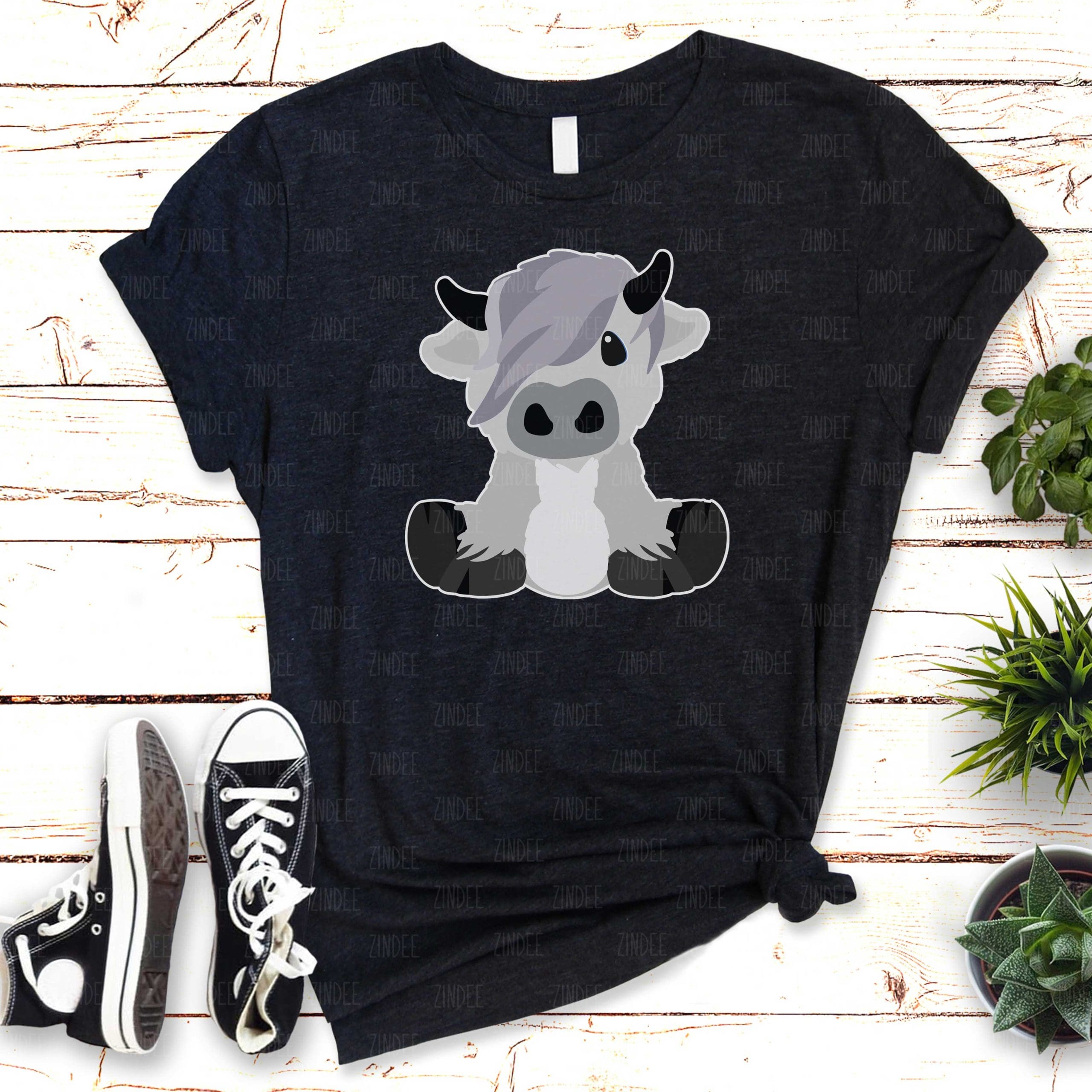 Sitting Highland Cow (HTV ready to press)