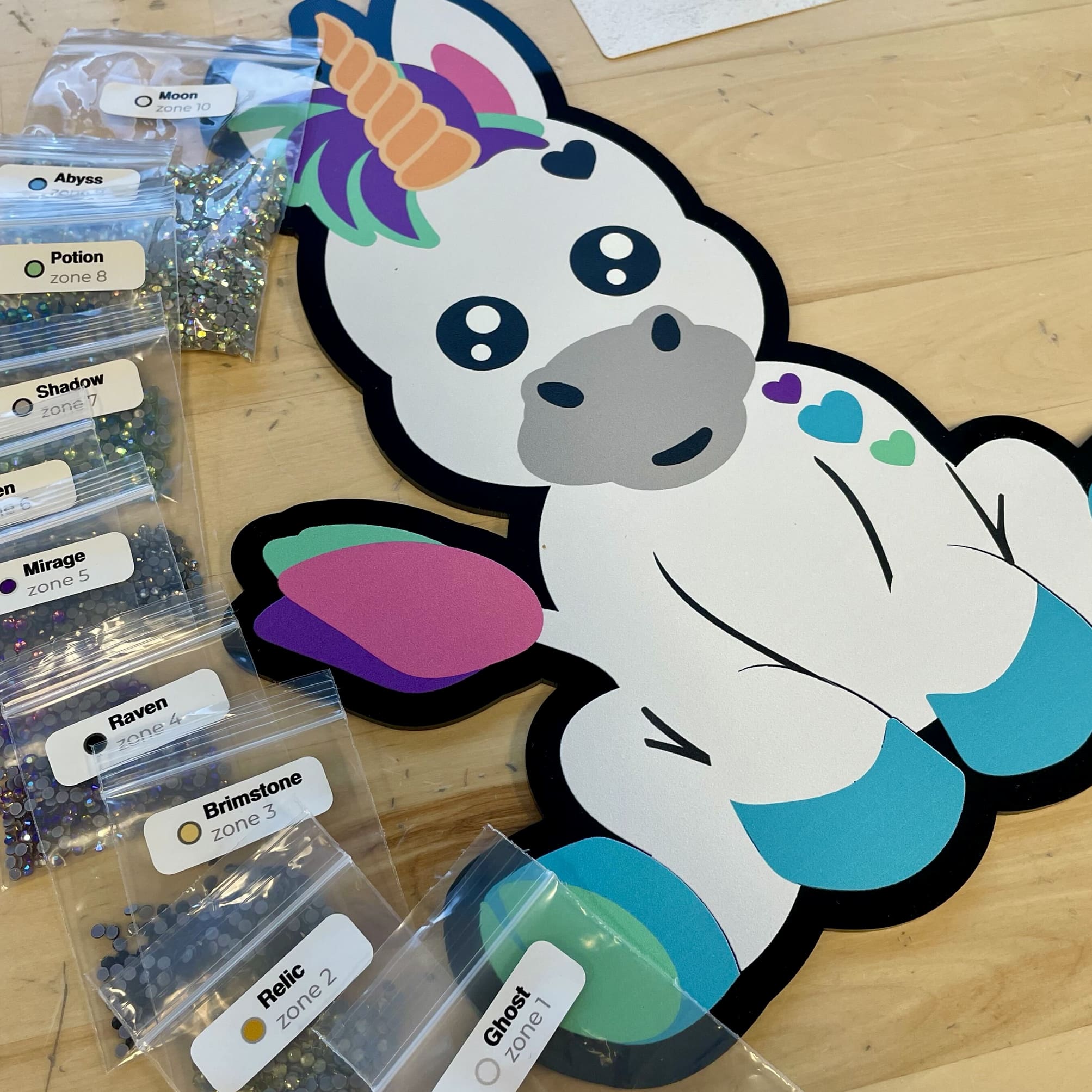 Sitting Unicorn- Glass Rhinestone Art Box